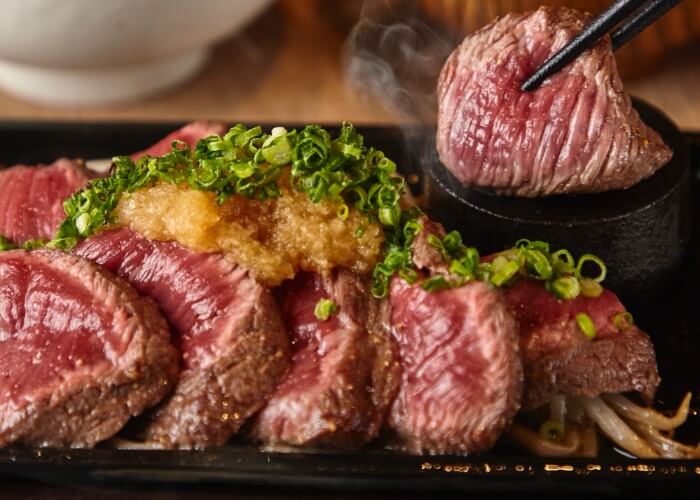 炙り肉寿司　コマツバラファーム
